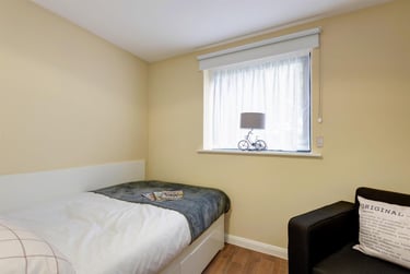 1 bed studio, Dean Street, City Centre, Bangor, LL571US - Image 3